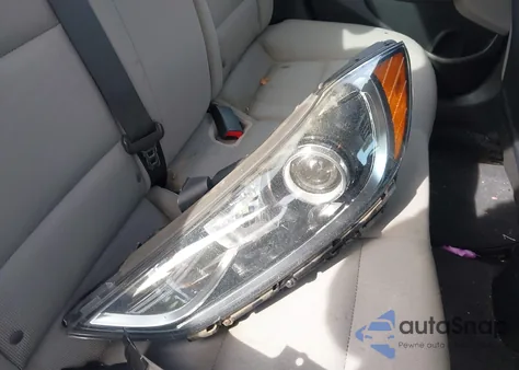 2017 Hyundai Elantra Se from USA, damaged, VIN 5NPD84LF9HH128513